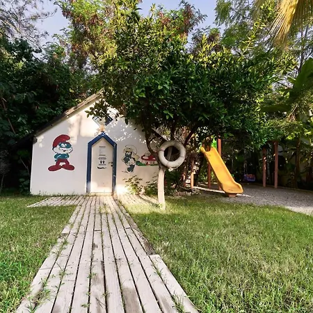 Hotel Maya World Okurcalar