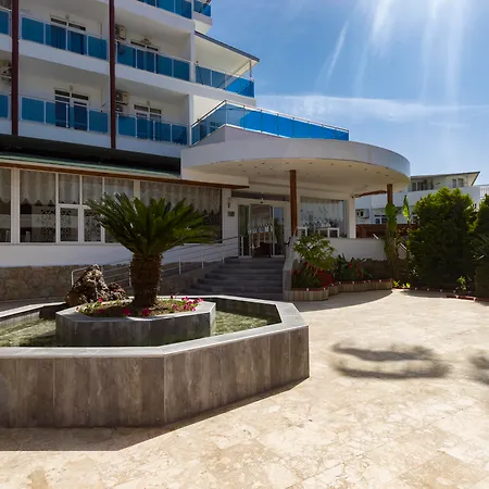 Hotel Maya World 3*